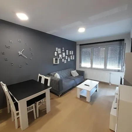 Apartman Sale Banja Luka شقة *