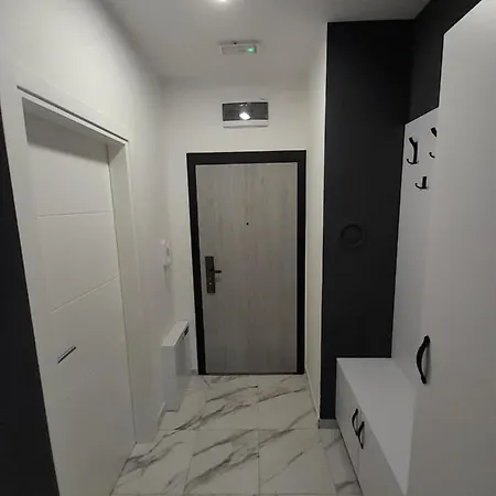 Apartman Sale Banja Luka شقة